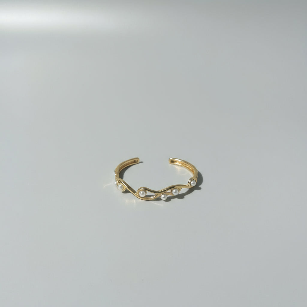 Gilded Bloom Bracelet