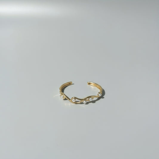 Gilded Bloom Bracelet